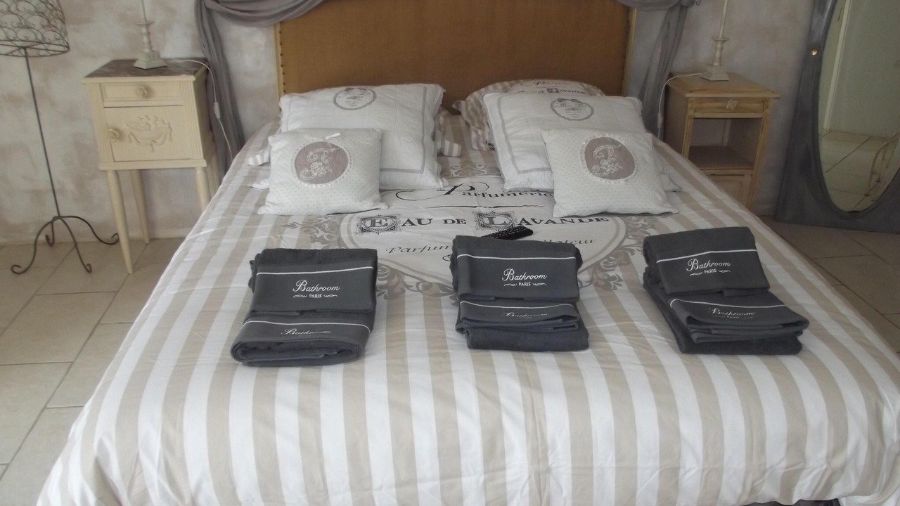 Photo of Bedroom in Cabries