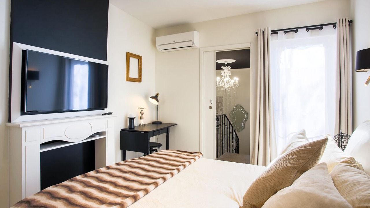 Photo of Bedroom in Avignon City Centre