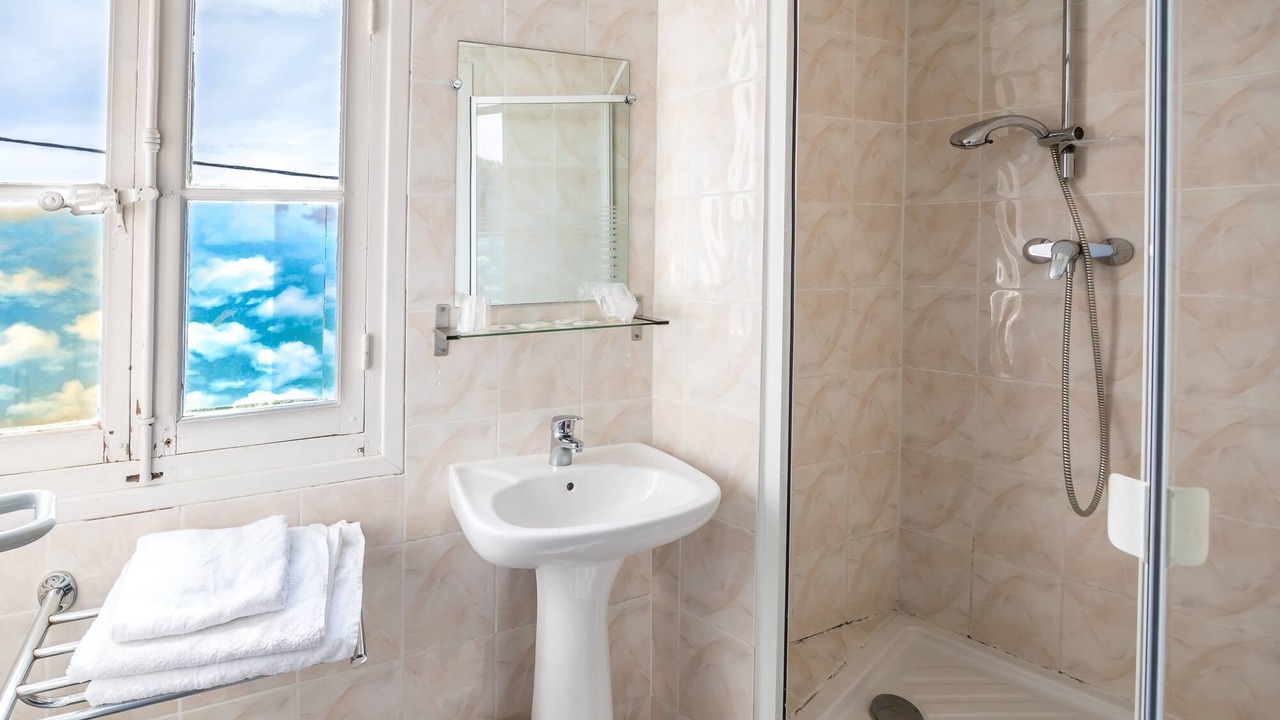 Photo of Bathroom in Allauch