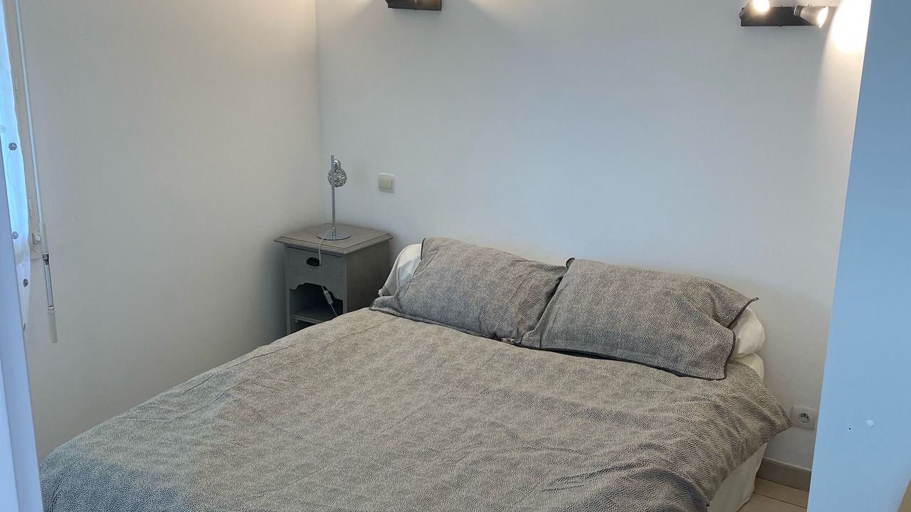 Photo of Bedroom in Saint-Saturnin-les-Avignon