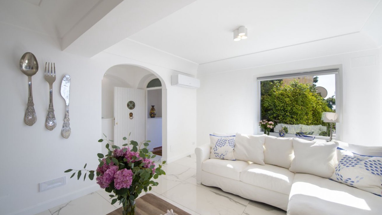 Photo of Livingroom in Praiano