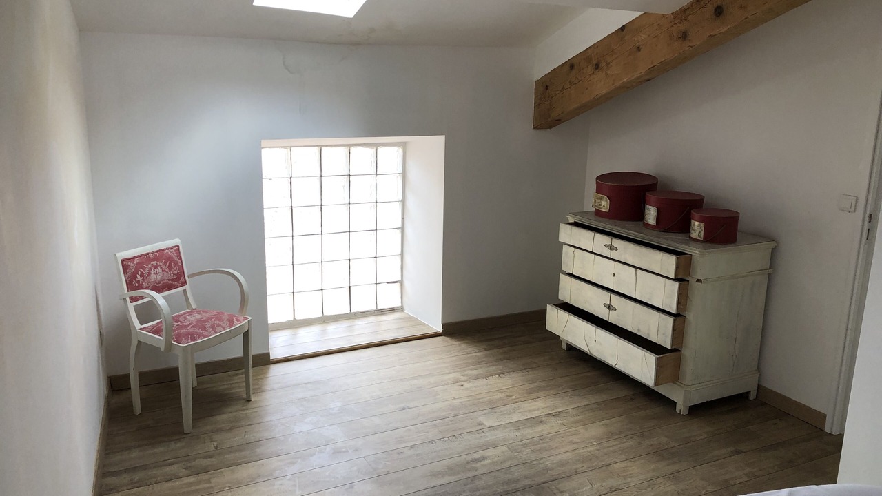 Photo of Bedroom in Rochefort-du-Gard