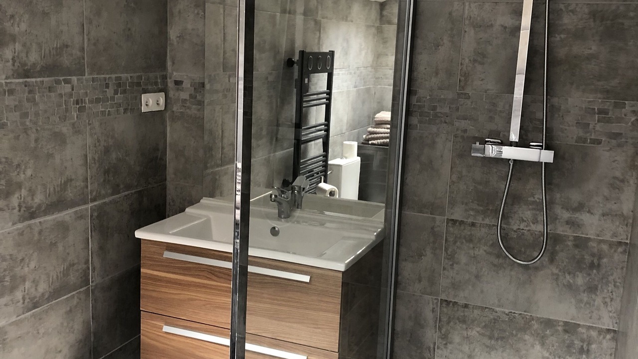 Photo of Bathroom in Rochefort-du-Gard