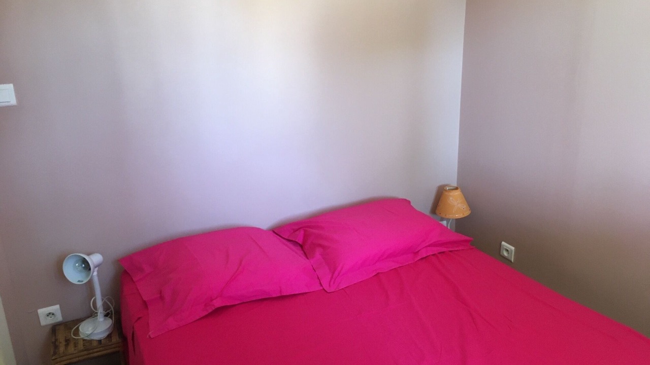 Photo of Bedroom in Les Baumettes