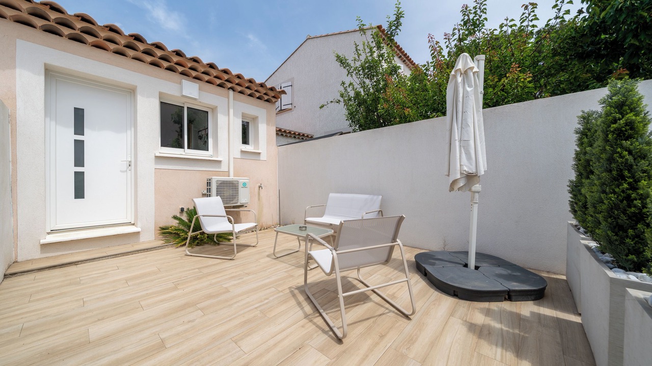 Photo of Patio Balcony in Port-de-Bouc