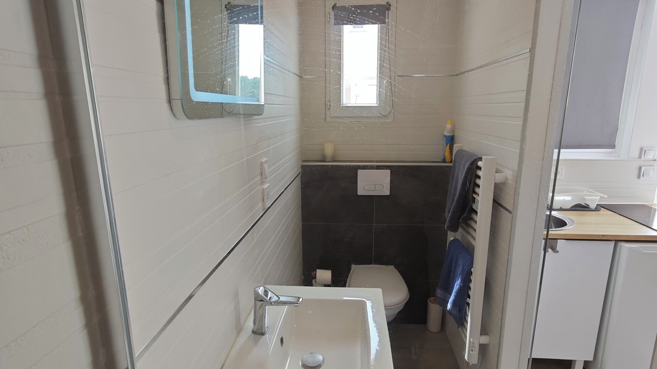 Photo of Bathroom in Port-de-Bouc