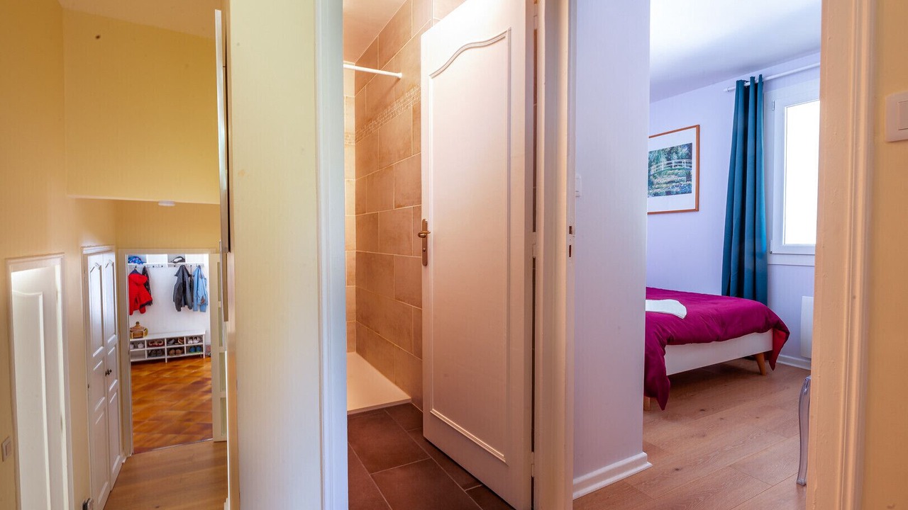 Photo of Bedroom in Colonzelle