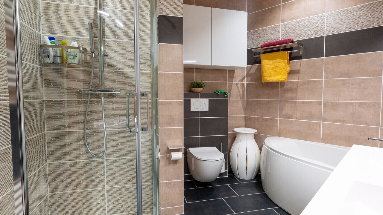 Photo of Bathroom in Colonzelle