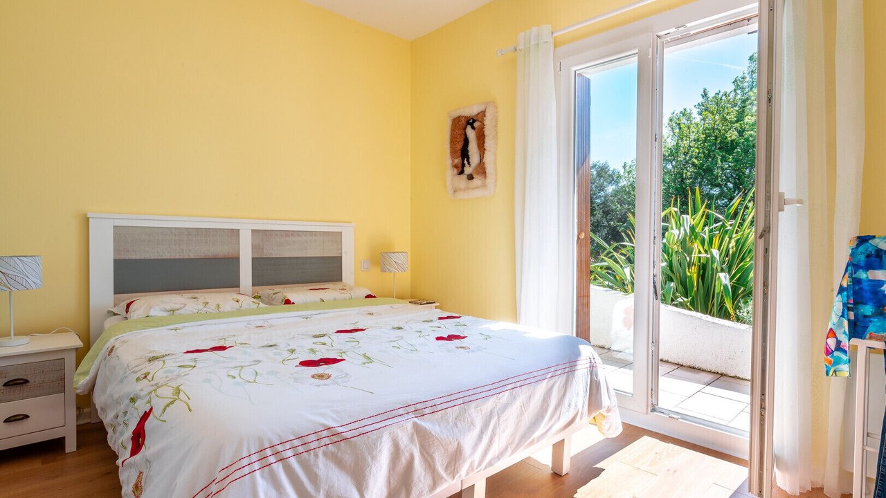 Photo of Bedroom in Colonzelle