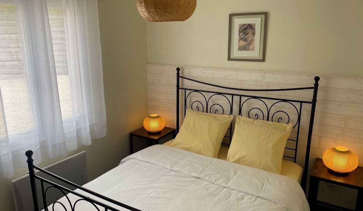Photo of Bedroom in Allemagne-en-Provence