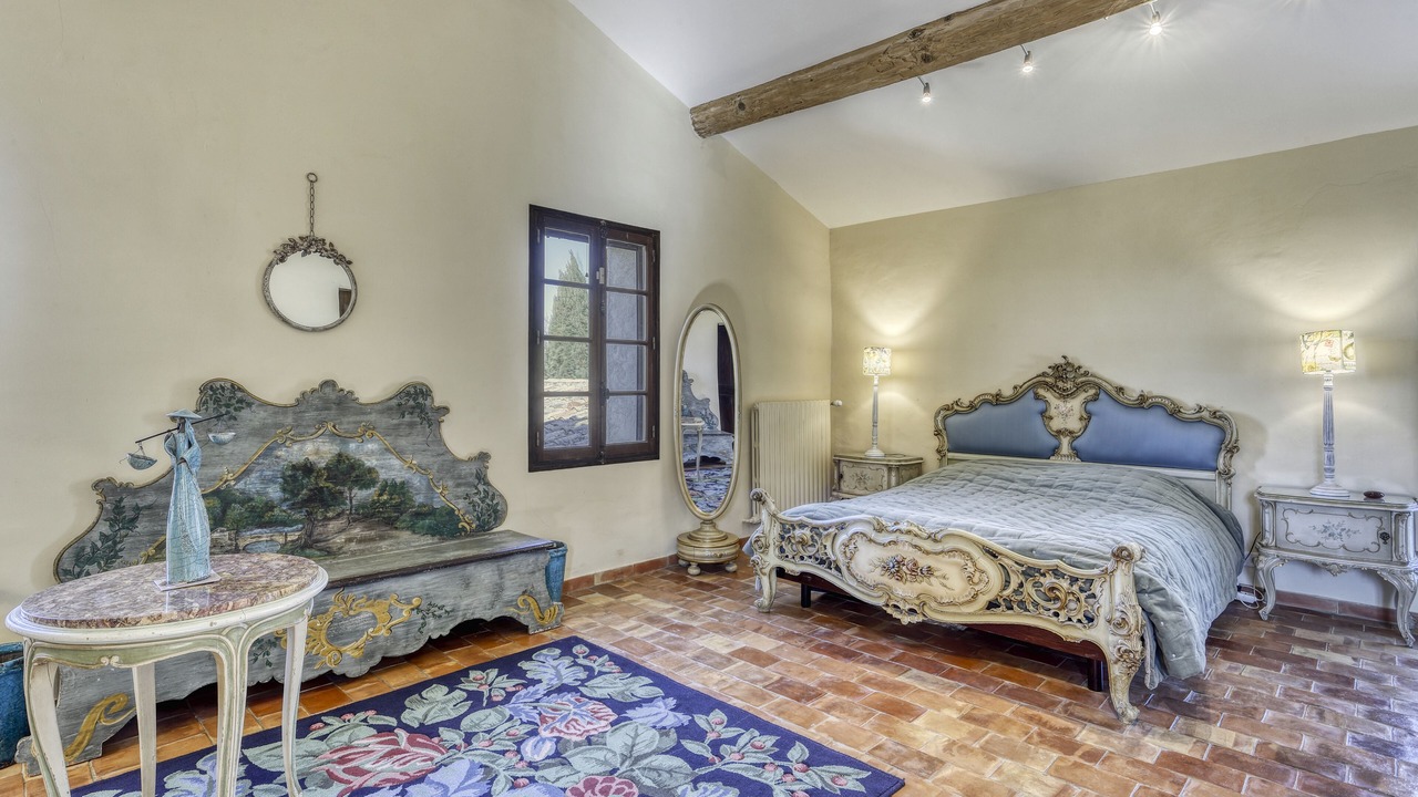 Photo of Bedroom in Lourmarin