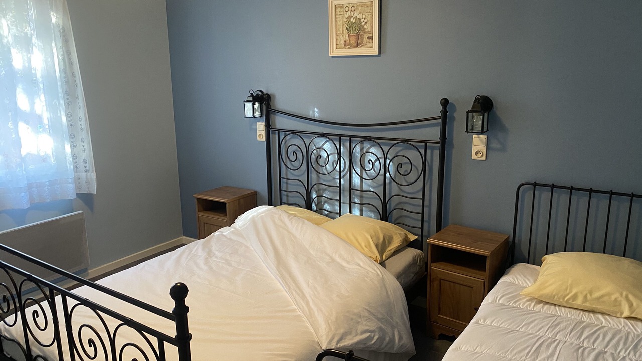 Photo of Bedroom in Allemagne-en-Provence