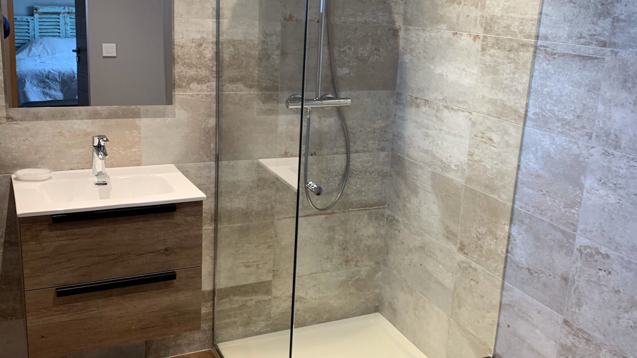 Photo of Bathroom in Caromb