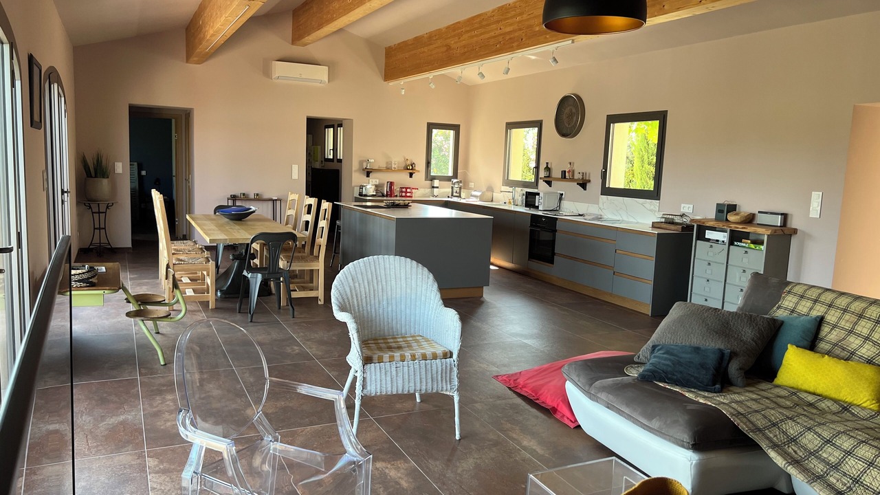 Photo of Livingroom in Caromb