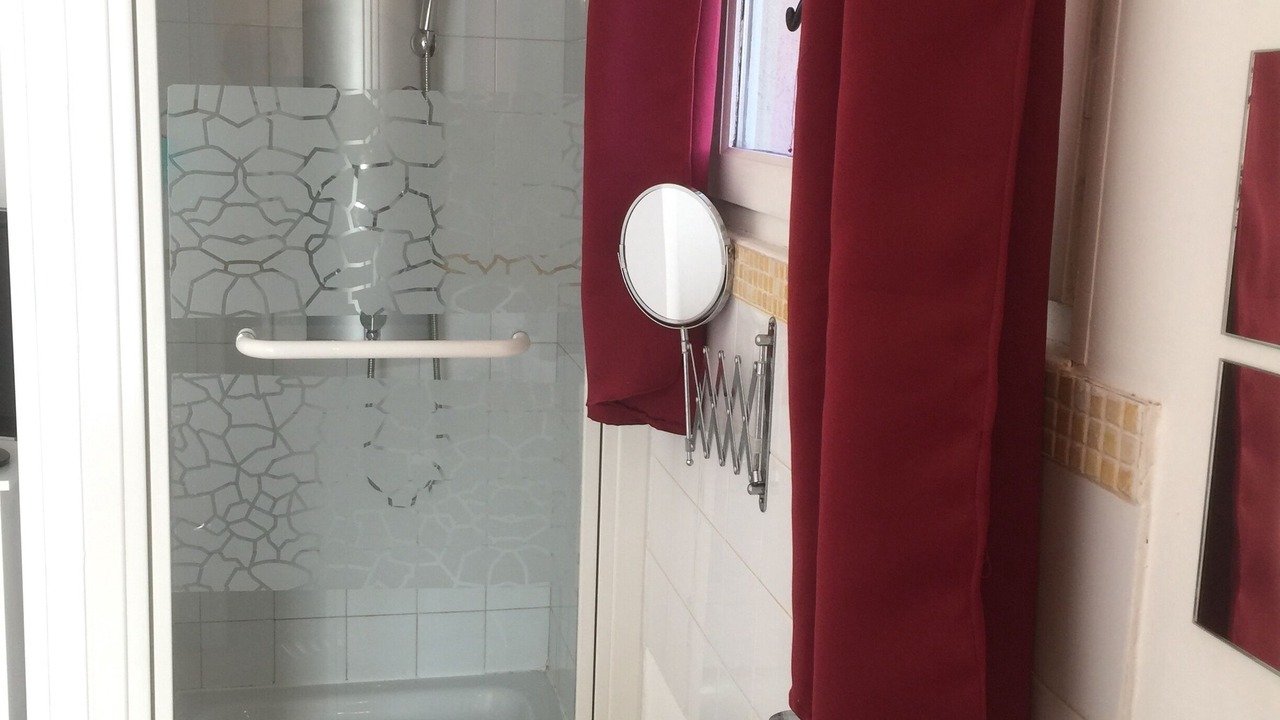 Photo of Bathroom in Comps