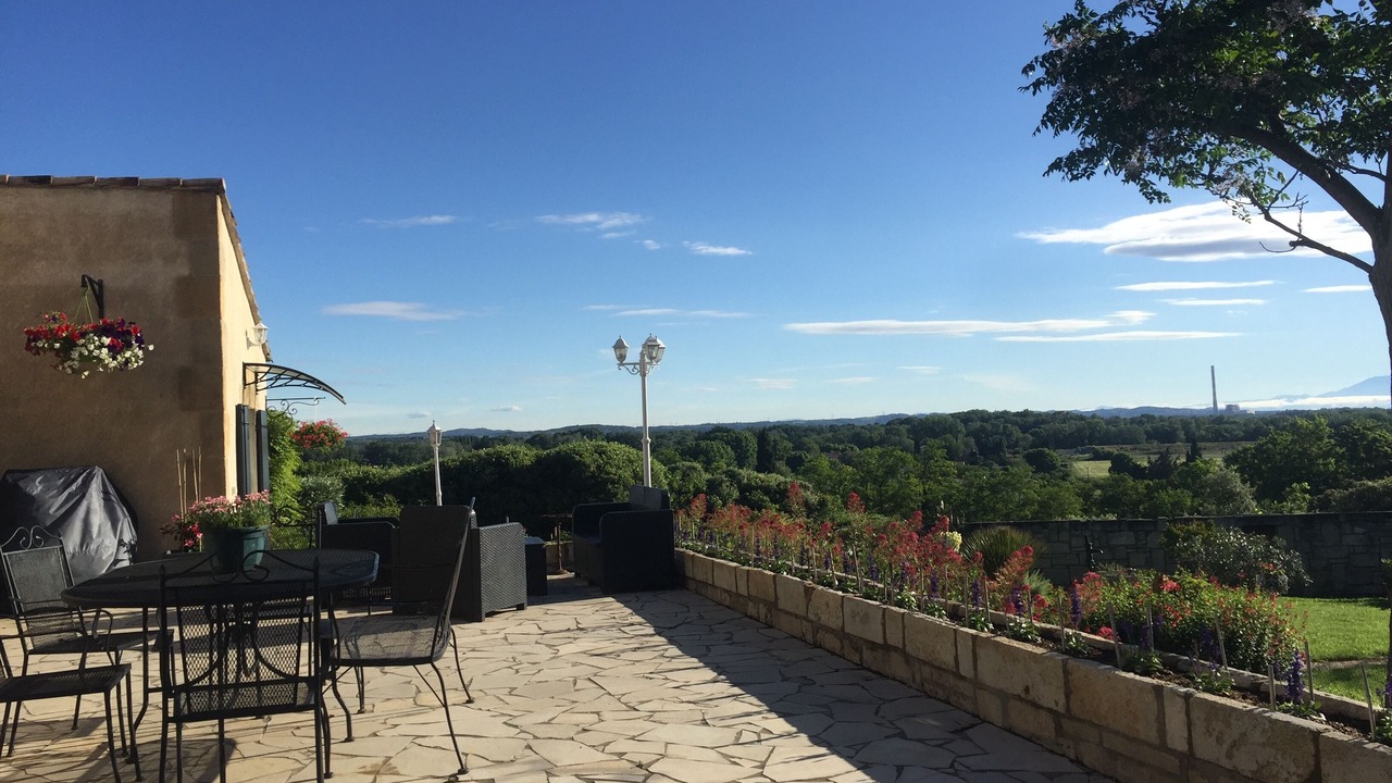 Photo of Outdoor in Comps