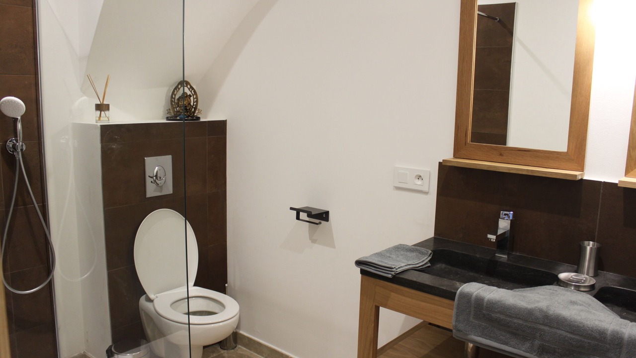Photo of Bathroom in L'Isle-sur-la-Sorgue