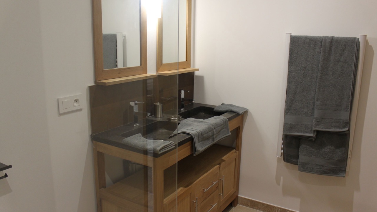 Photo of Bathroom in L'Isle-sur-la-Sorgue