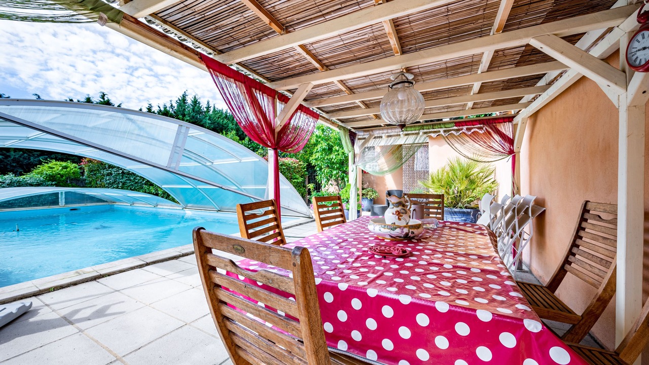 Photo of Outdoor in Caderousse