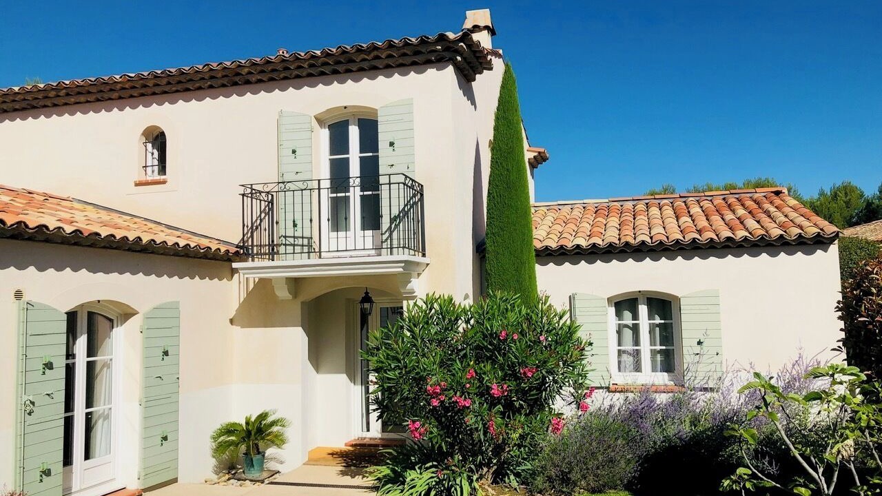 Photo of Outdoor in Pont Royal