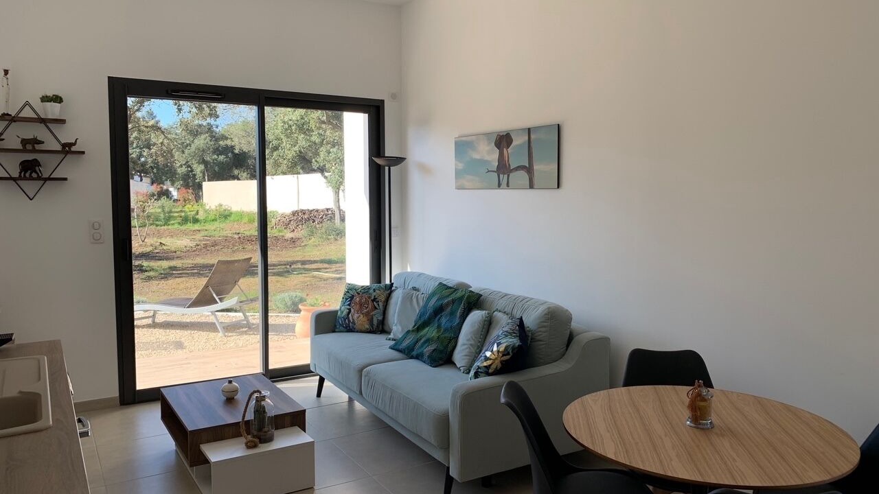 Photo of Livingroom in Cornillon-Confoux