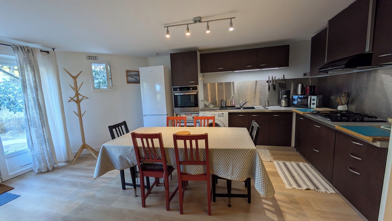 Photo of Kitchen in Ensues-la-Redonne