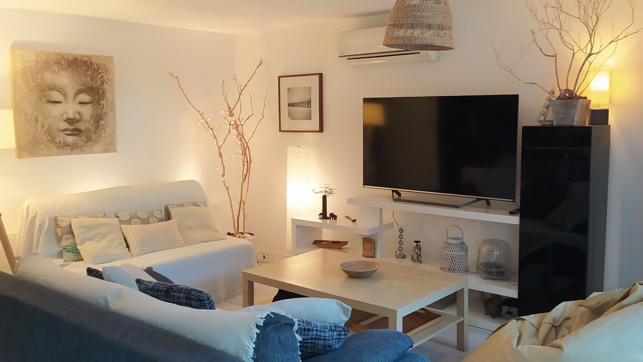 Photo of Livingroom in Ensues-la-Redonne