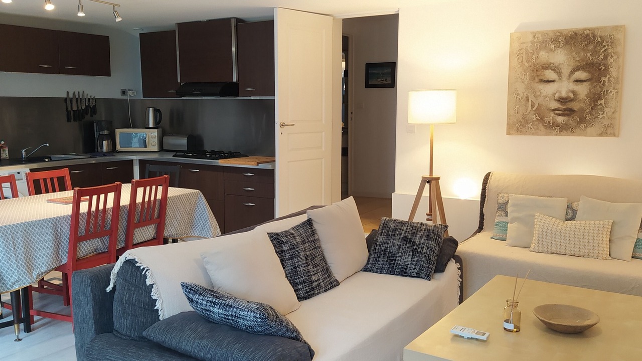 Photo of Livingroom in Ensues-la-Redonne