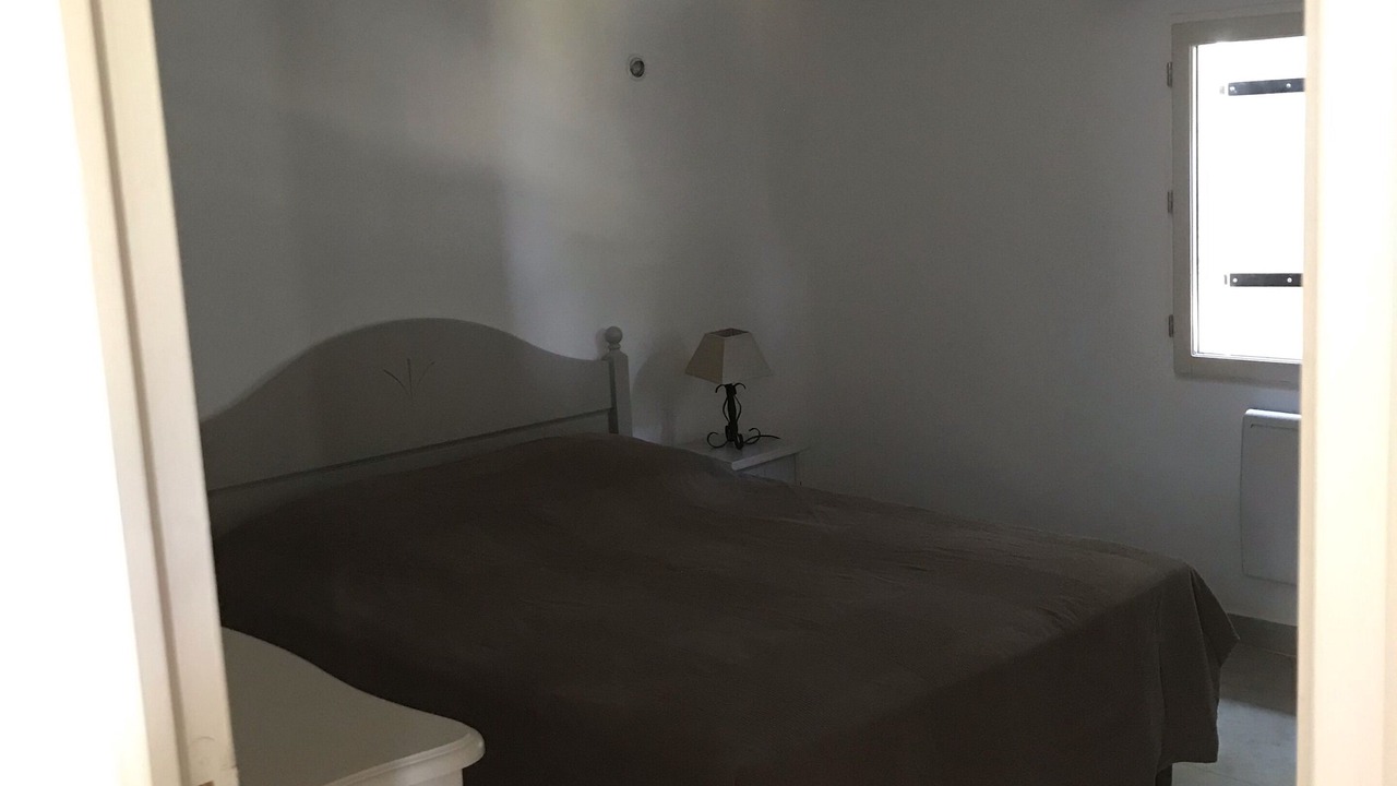 Photo of Bedroom in Pernes-les-Fontaines
