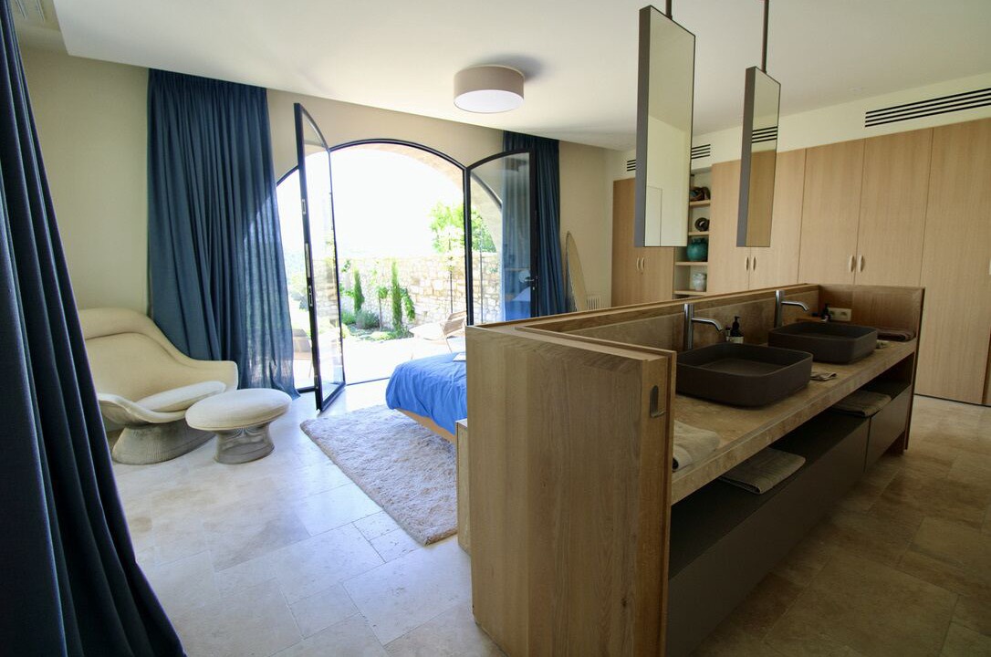 Photo of Bedroom in Venasque