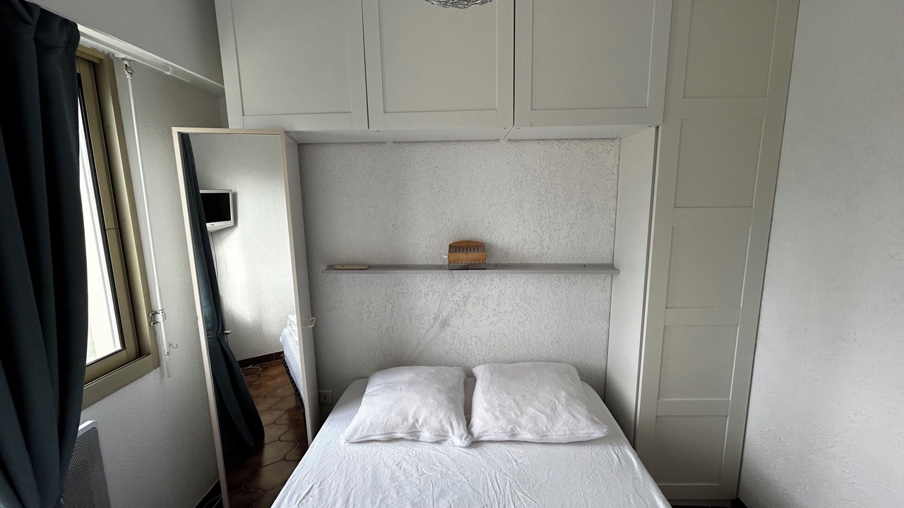 Photo of Bedroom in Miramar