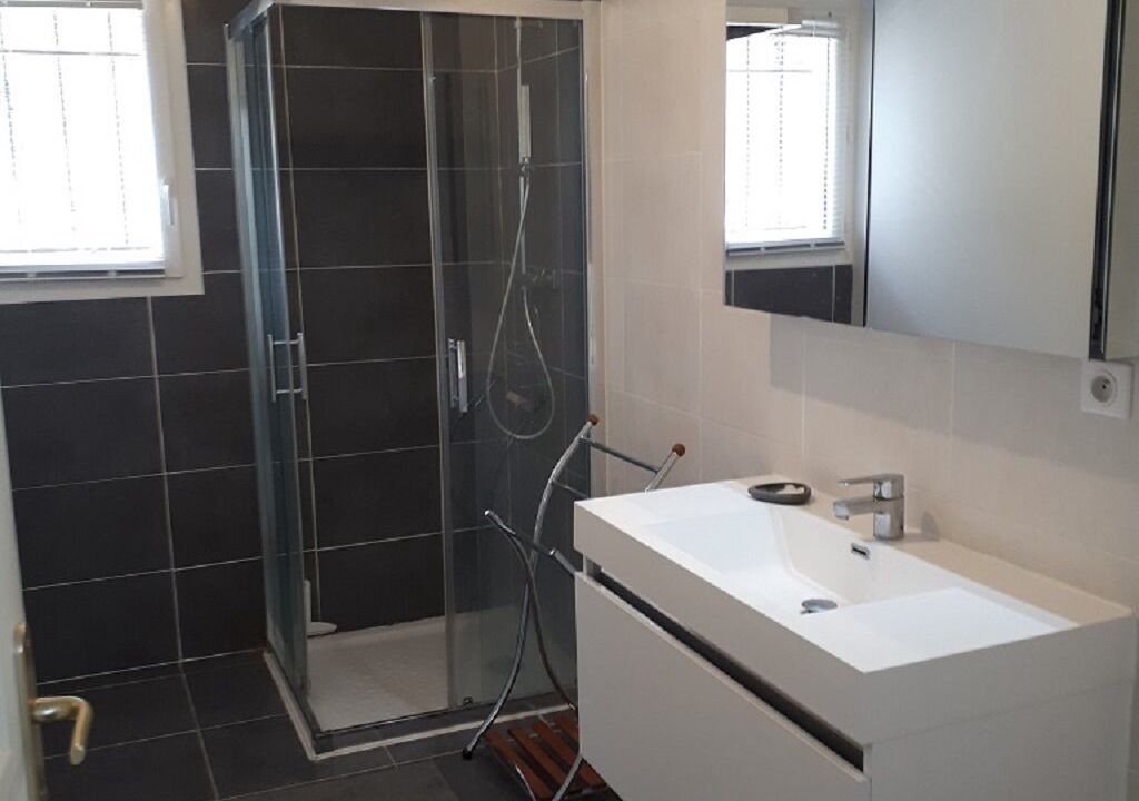 Photo of Bathroom in Manosque