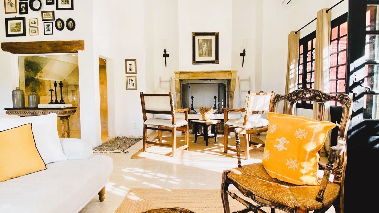 Photo of Livingroom in Menerbes