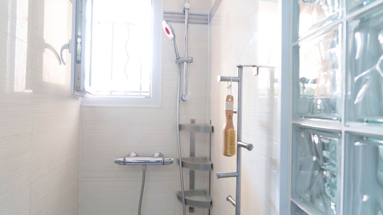 Photo of Bathroom in Plan-d'Aups-Sainte-Baume