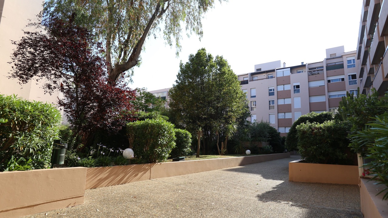 Photo of Outdoor in Hyeres City Centre