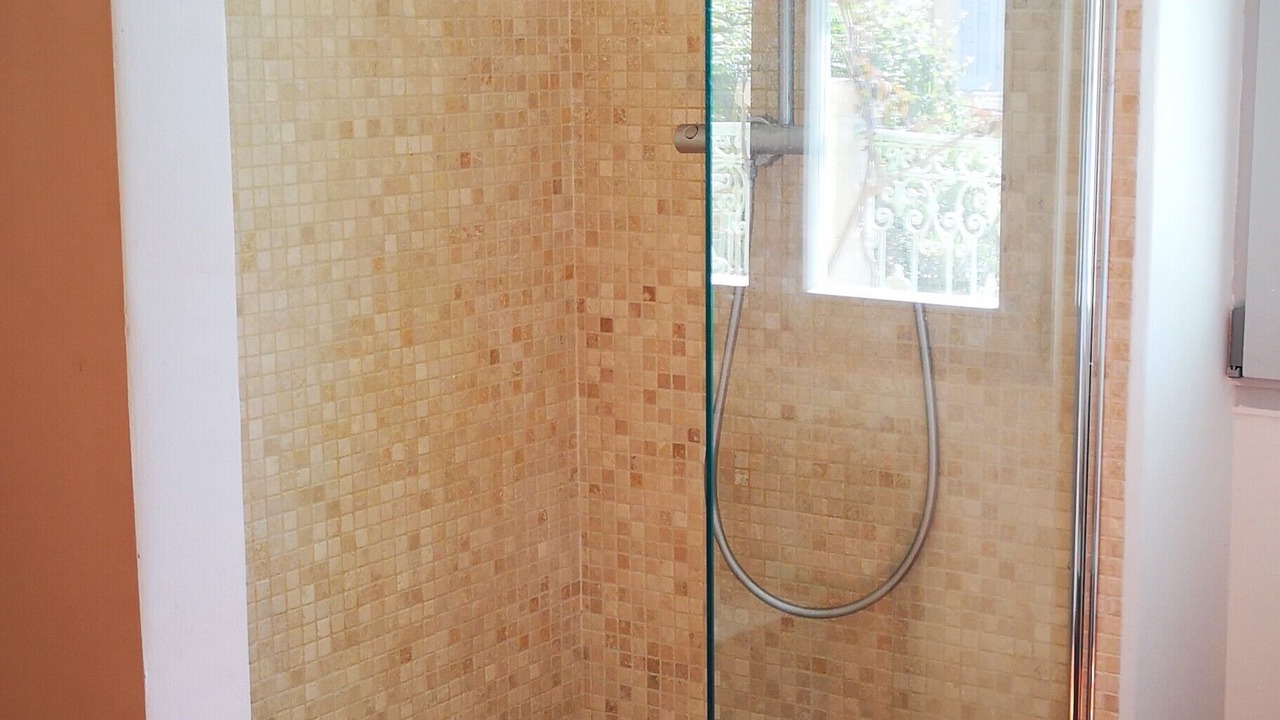 Photo of Bathroom in Le Mourillon