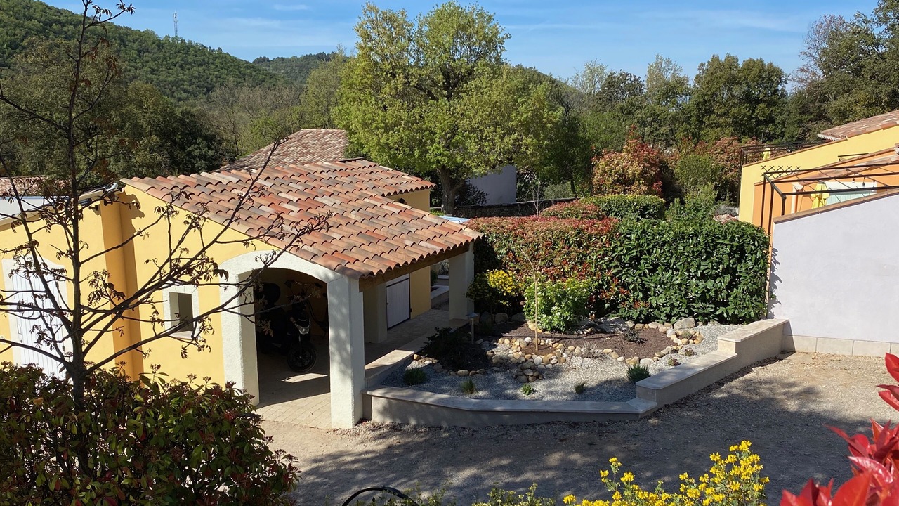 Photo of Outdoor in Allemagne-en-Provence