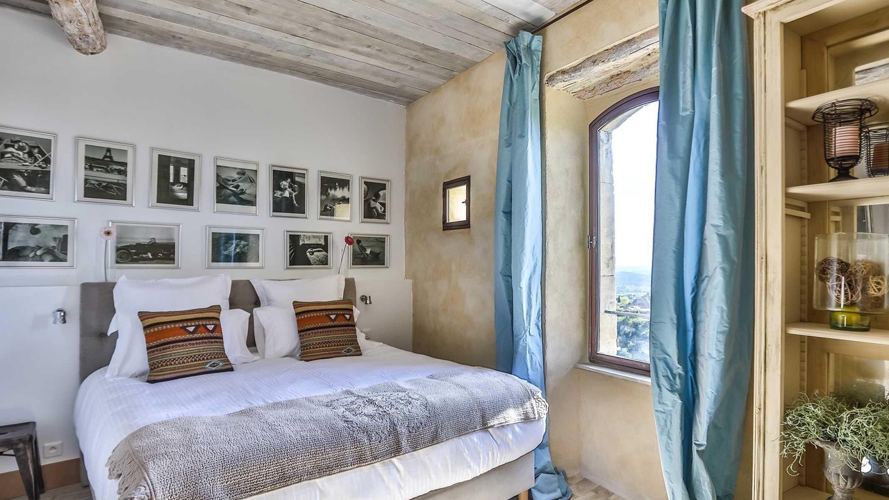 Photo of Bedroom in Gordes