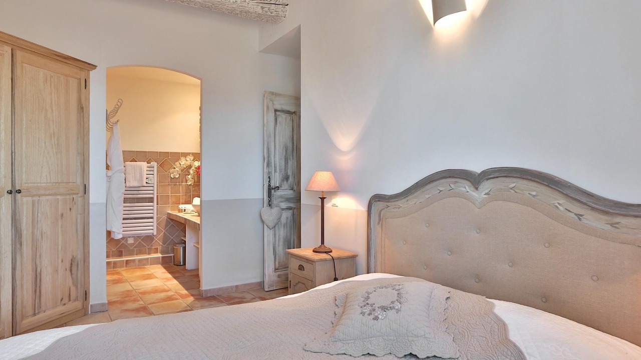 Photo of Bedroom in Gordes