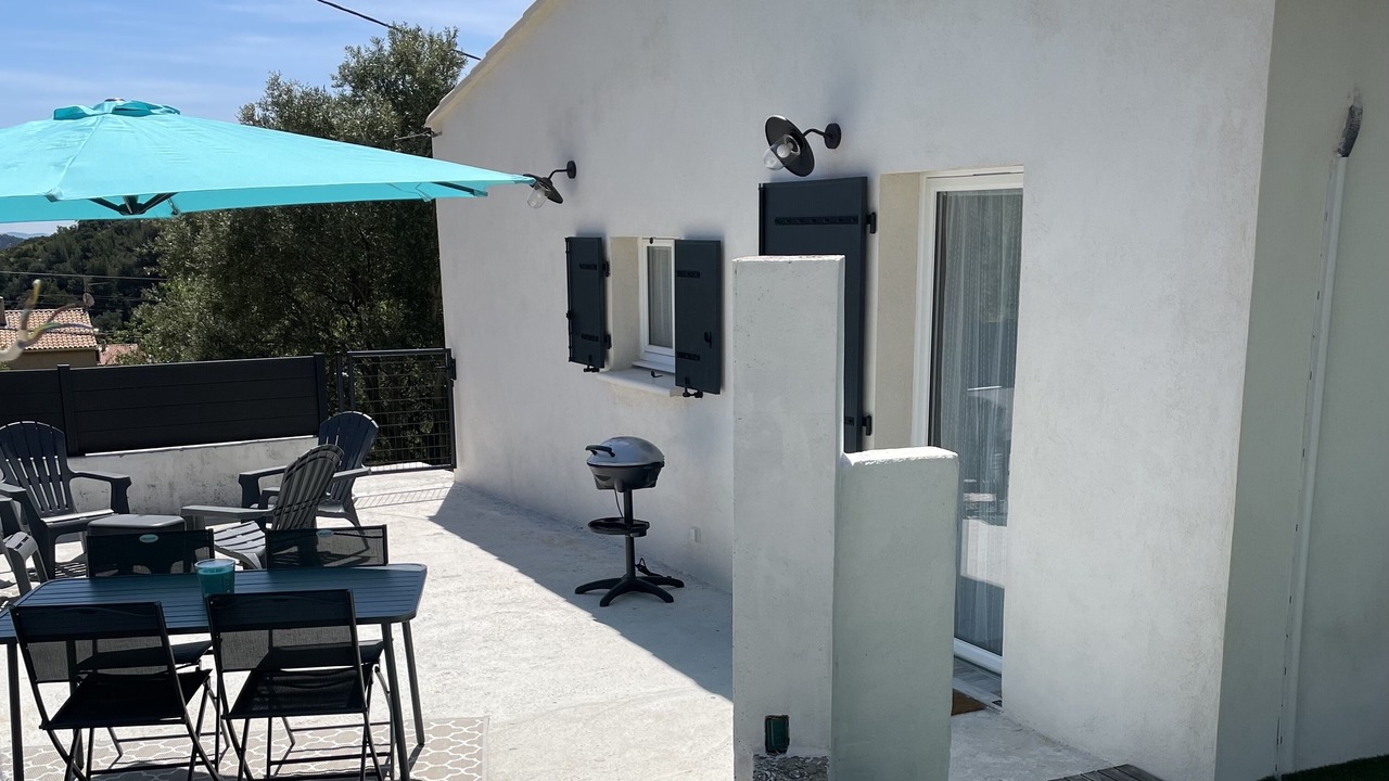 Photo of Outdoor in Le Revest-les-Eaux