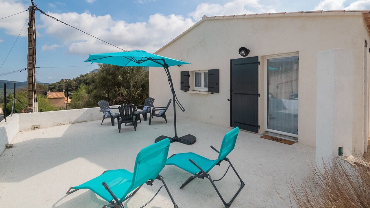 Photo of Patio Balcony in Le Revest-les-Eaux