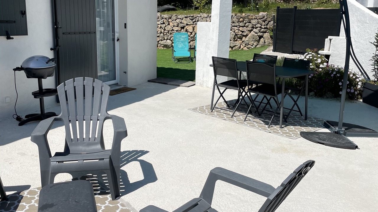 Photo of Patio Balcony in Le Revest-les-Eaux