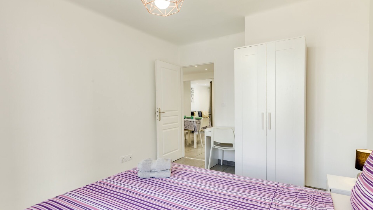 Photo of Bedroom in Saint-Lazare