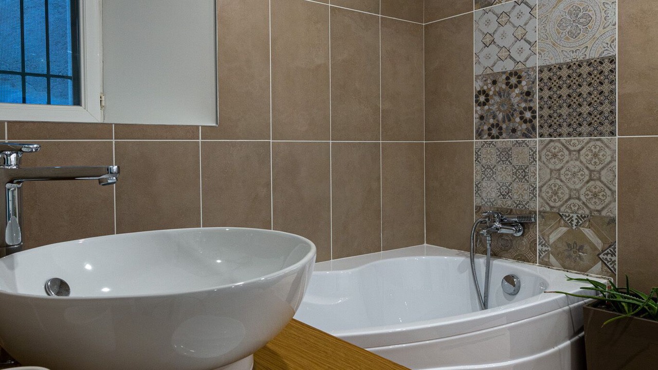 Photo of Bathroom in Chateauneuf-de-Gadagne