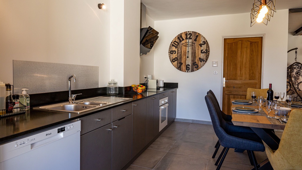 Photo of Kitchen in Chateauneuf-de-Gadagne
