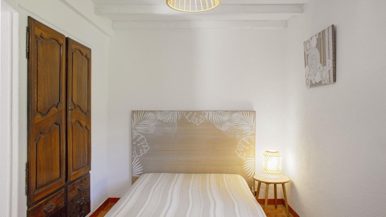 Photo of Bedroom in La Roquebrussanne