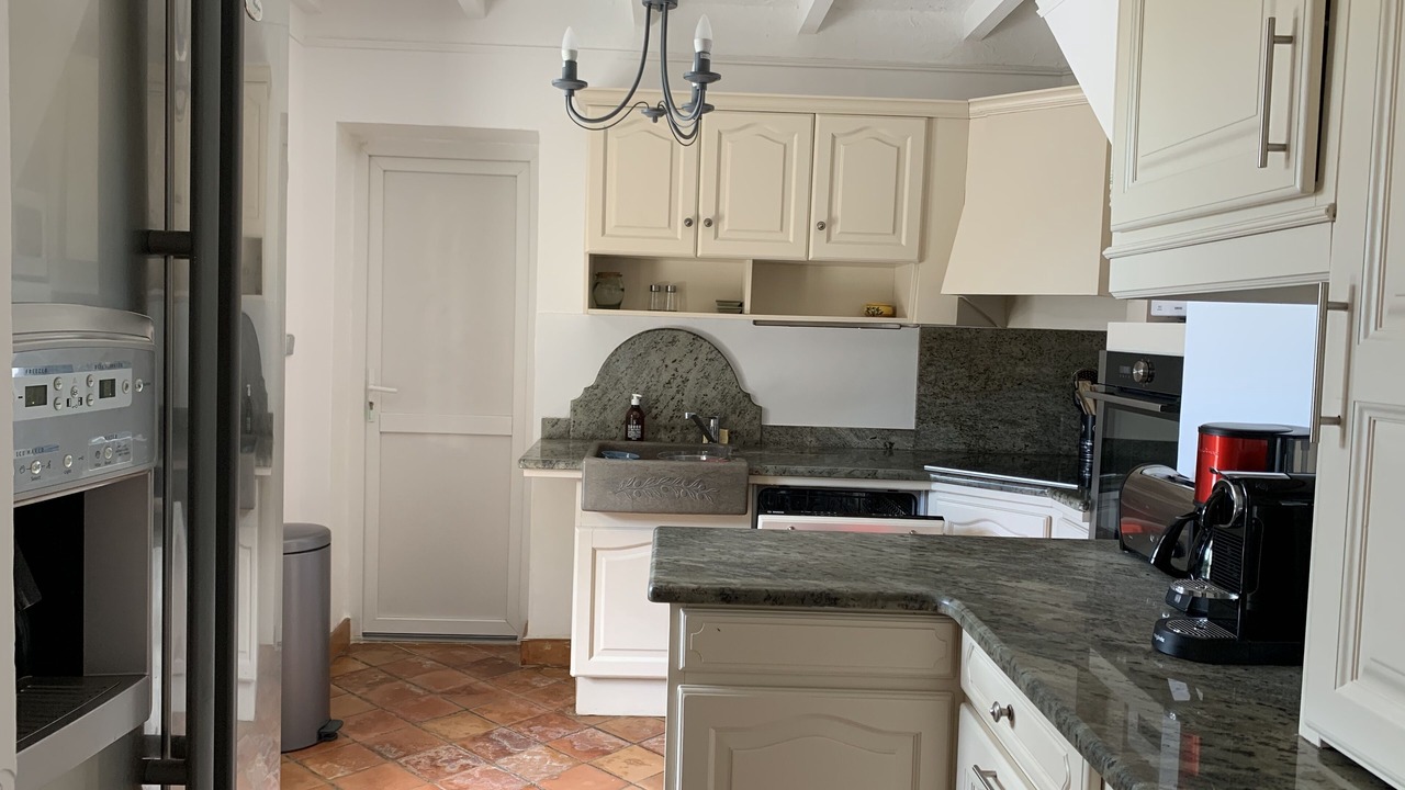 Photo of Kitchen in Molleges