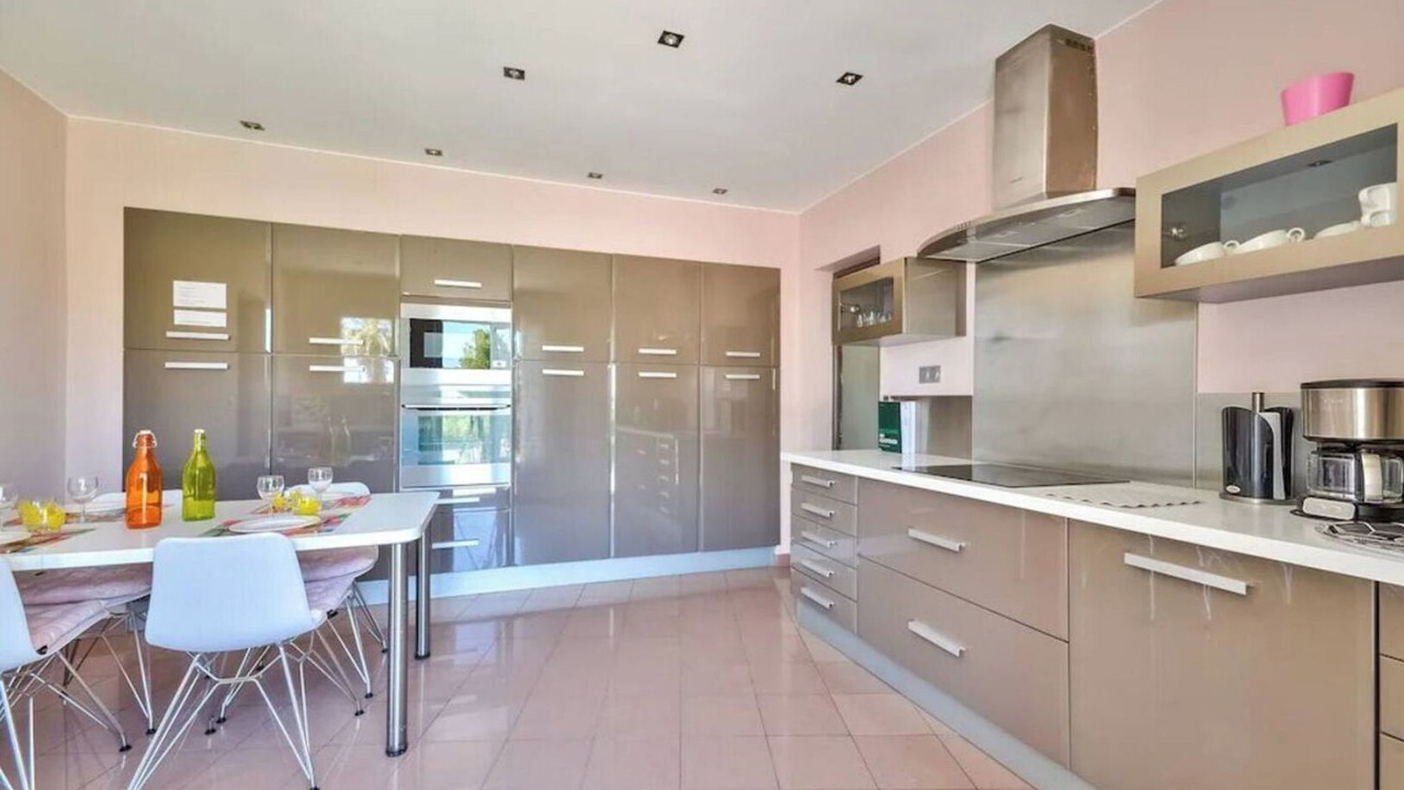 Photo of Kitchen in La Fare-les-Oliviers