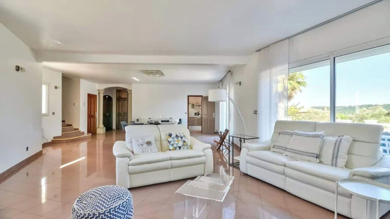 Photo of Livingroom in La Fare-les-Oliviers