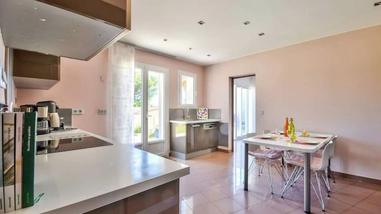 Photo of Kitchen in La Fare-les-Oliviers
